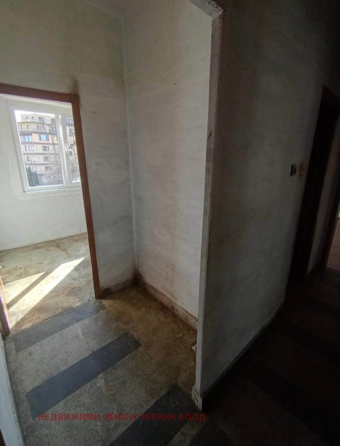 Продава 2-СТАЕН, гр. Перник, Димова махала, снимка 8 - Апартаменти - 55704109