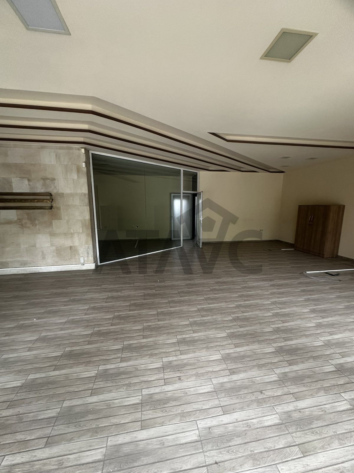 Продава ОФИС, гр. Пловдив, Център, снимка 3 - Офиси - 54867705