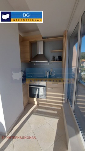 Продава  3-стаен, с. Кошарица