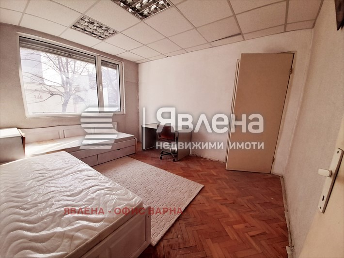 Продава 3-СТАЕН, гр. Варна, Колхозен пазар, снимка 2 - Aпартаменти - 48594789