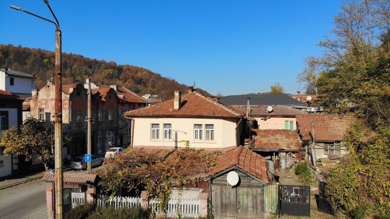 Продава КЪЩА, гр. Габрово, Център, снимка 8 - Къщи - 52785130