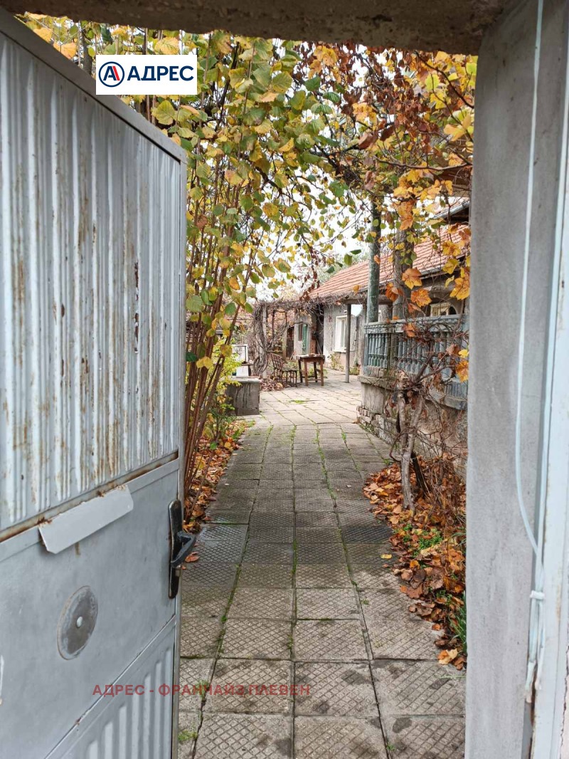 Продава КЪЩА, с. Каменец, област Плевен, снимка 11 - Къщи - 52600419