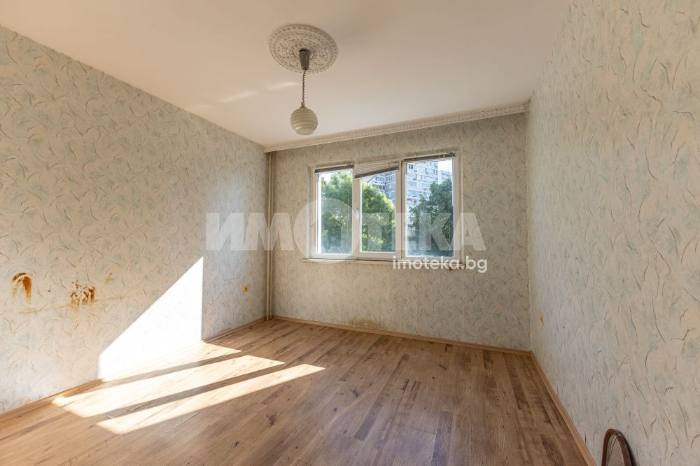 Продава 3-СТАЕН, гр. Варна, Левски 1, снимка 2 - Апартаменти - 54738769