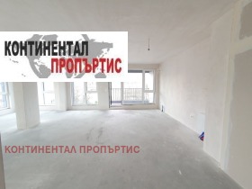 4-стаен град София, Център 3