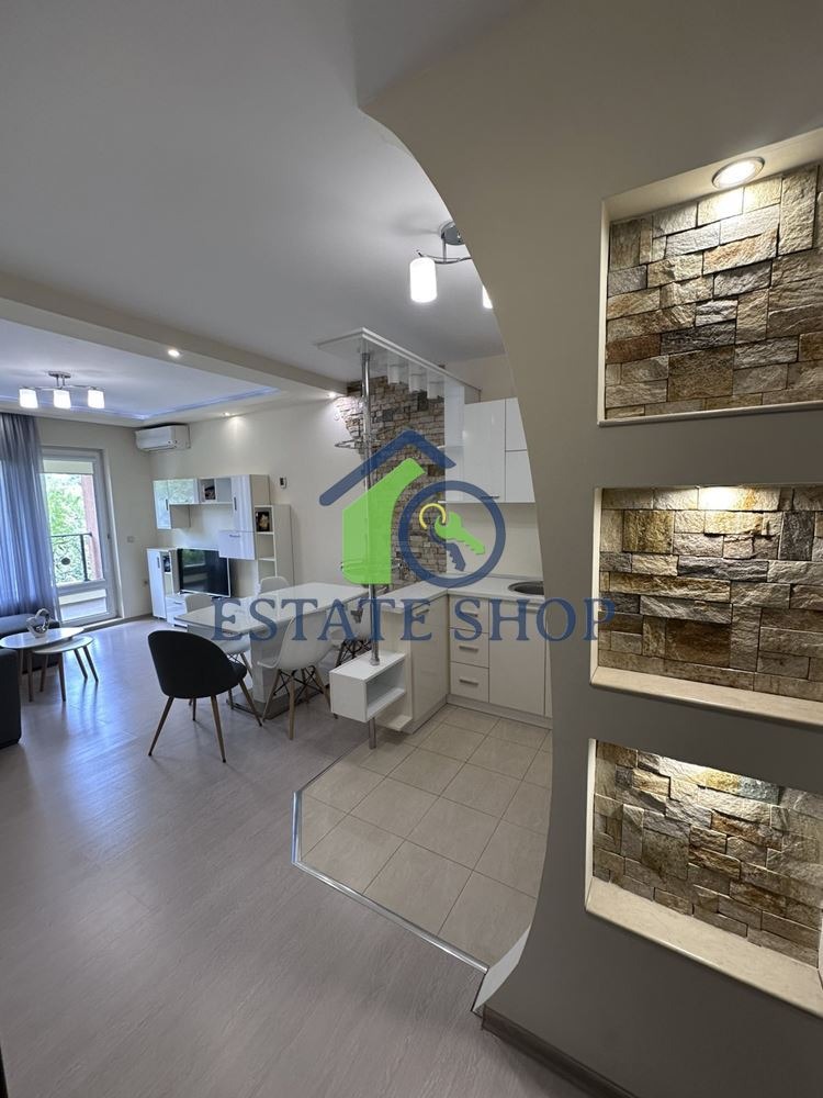 In vendita  1 camera da letto Plovdiv , Hristo Smirnenski , 63 mq | 43997585