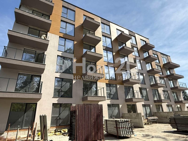 Продава  2-стаен град София , Витоша , 69 кв.м | 61463854
