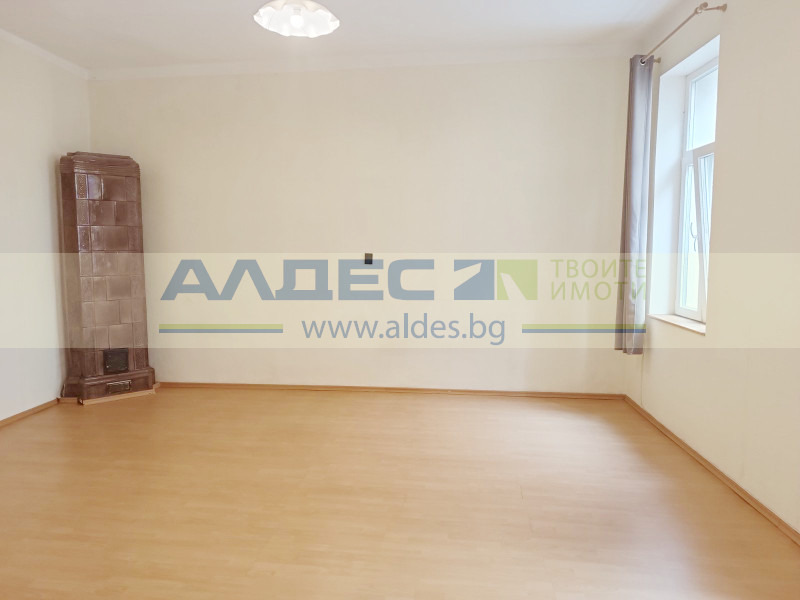 Na prodej  2 ložnice Sofia , Centar , 145 m2 | 73512282 - obraz [2]