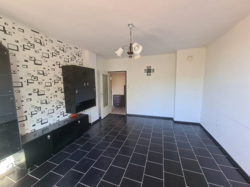 Till salu  3 sovrum Haskovo , Centar , 78 kvm | 48326231 - bild [2]