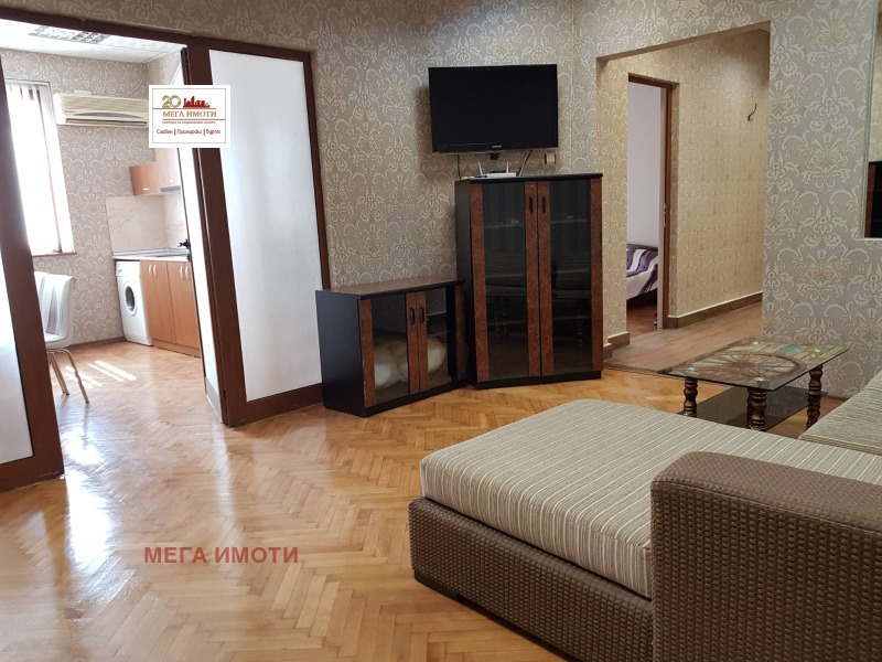 For Sale  3+ bedroom Burgas , Tsentar , 156 sq.m | 29635206