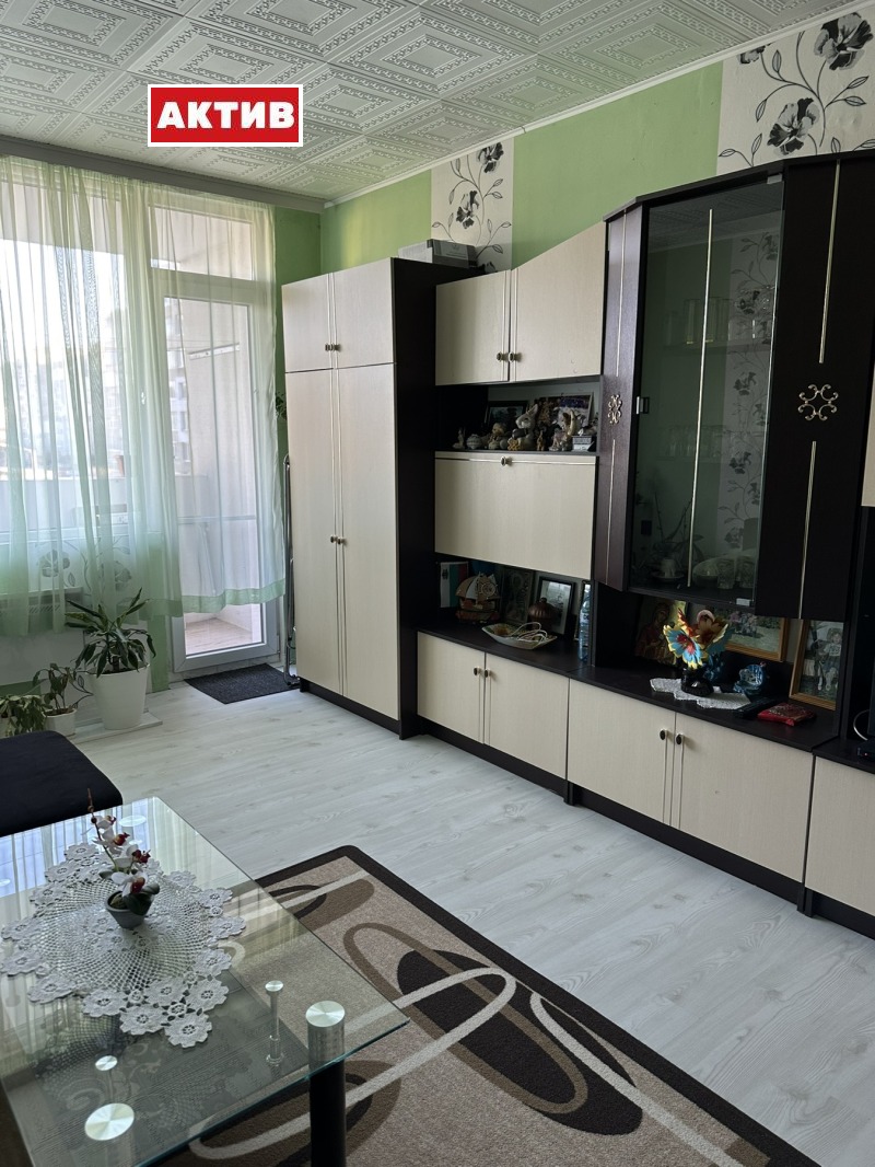 На продаж  1 спальня Търговище , Център , 60 кв.м | 64593287