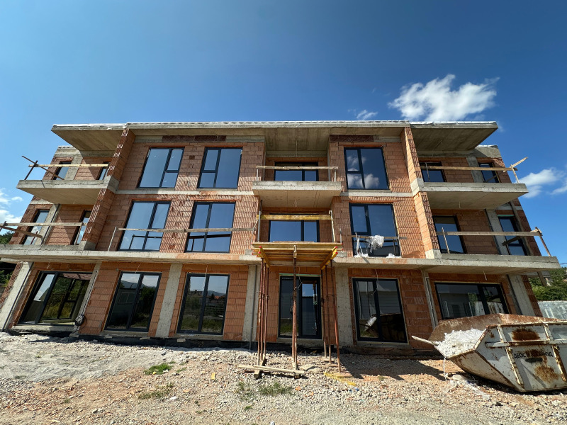 Продава  2-стаен град Перник , Мошино , 68 кв.м | 49078002 - изображение [2]