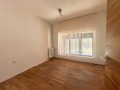 Продава МАГАЗИН, град София, Център • 250000 € / 488957.50 лв. • 93675172 5