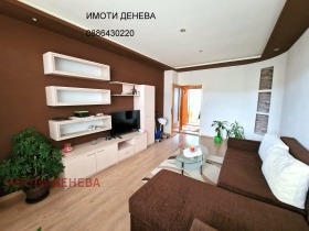 2 slaapkamers Tsentar, Dobritsj