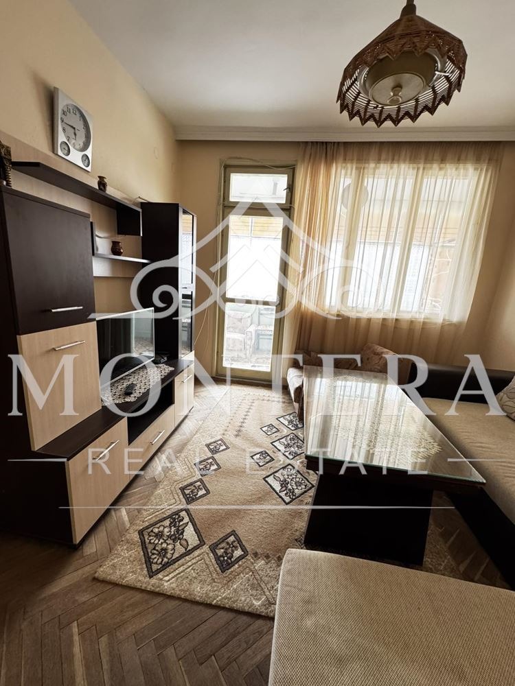 Продава 4-СТАЕН, гр. Варна, Конфуто