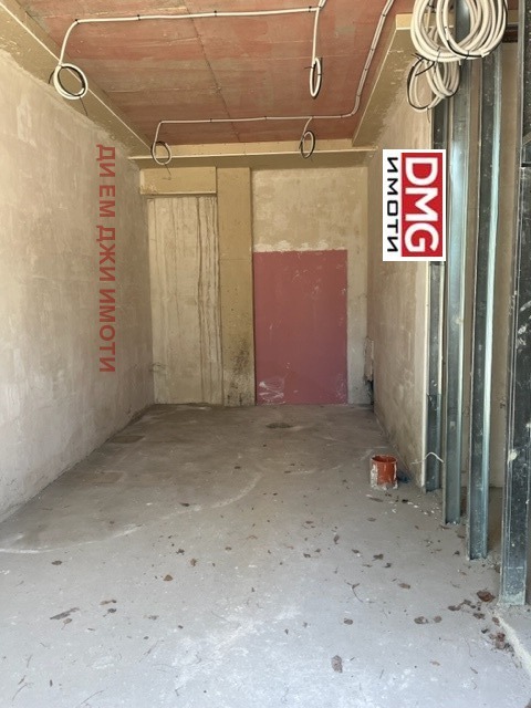 À venda  Escritório Sofia , Slatina , 31 m² | 41388530 - imagem [2]