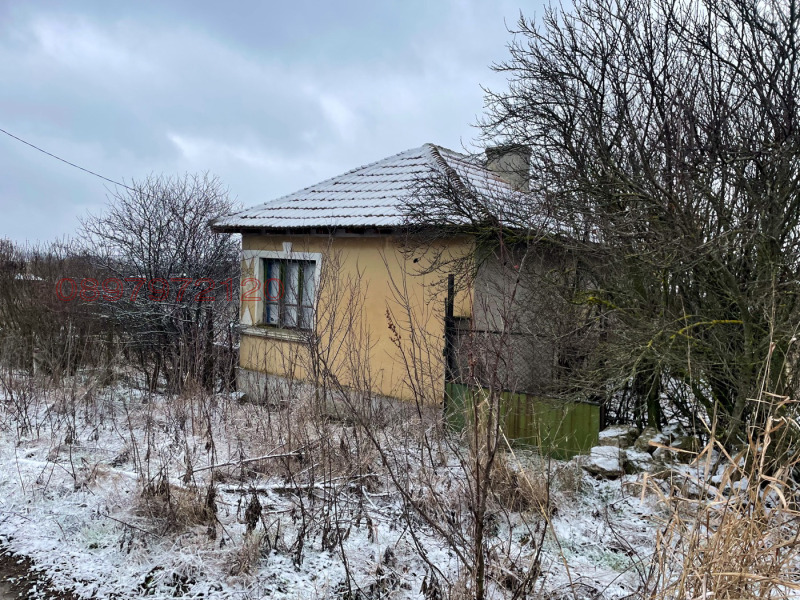 Продава КЪЩА, с. Владимирово, област Добрич, снимка 4 - Къщи - 52786281