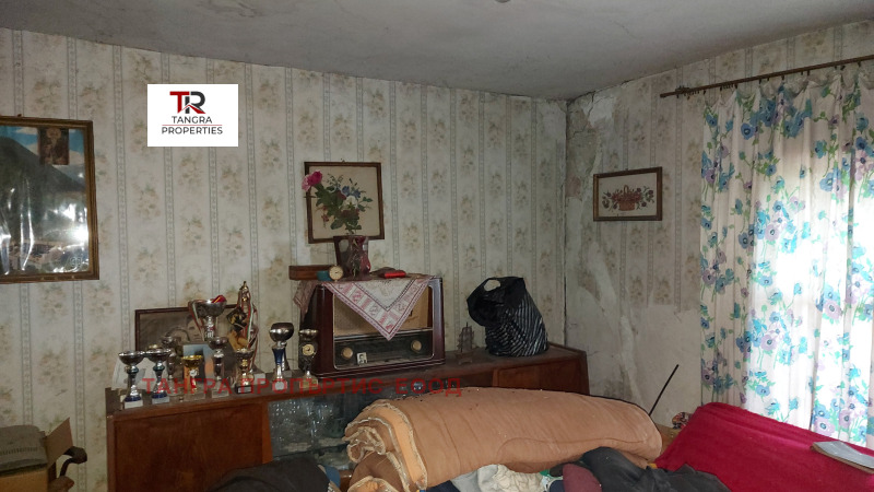 Te koop  Huis Pernik , Bajkusjeva machala , 55 m² | 81688584 - afbeelding [4]