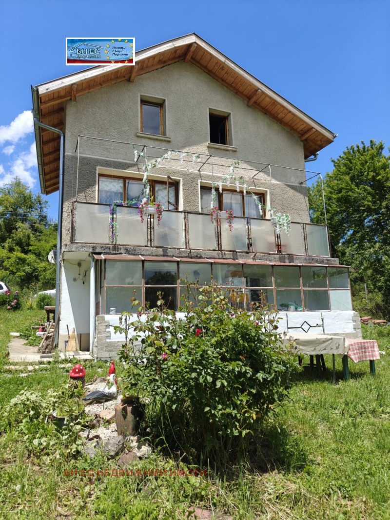 In vendita  Casa regione Pernik , Klenovik , 120 mq | 56283956