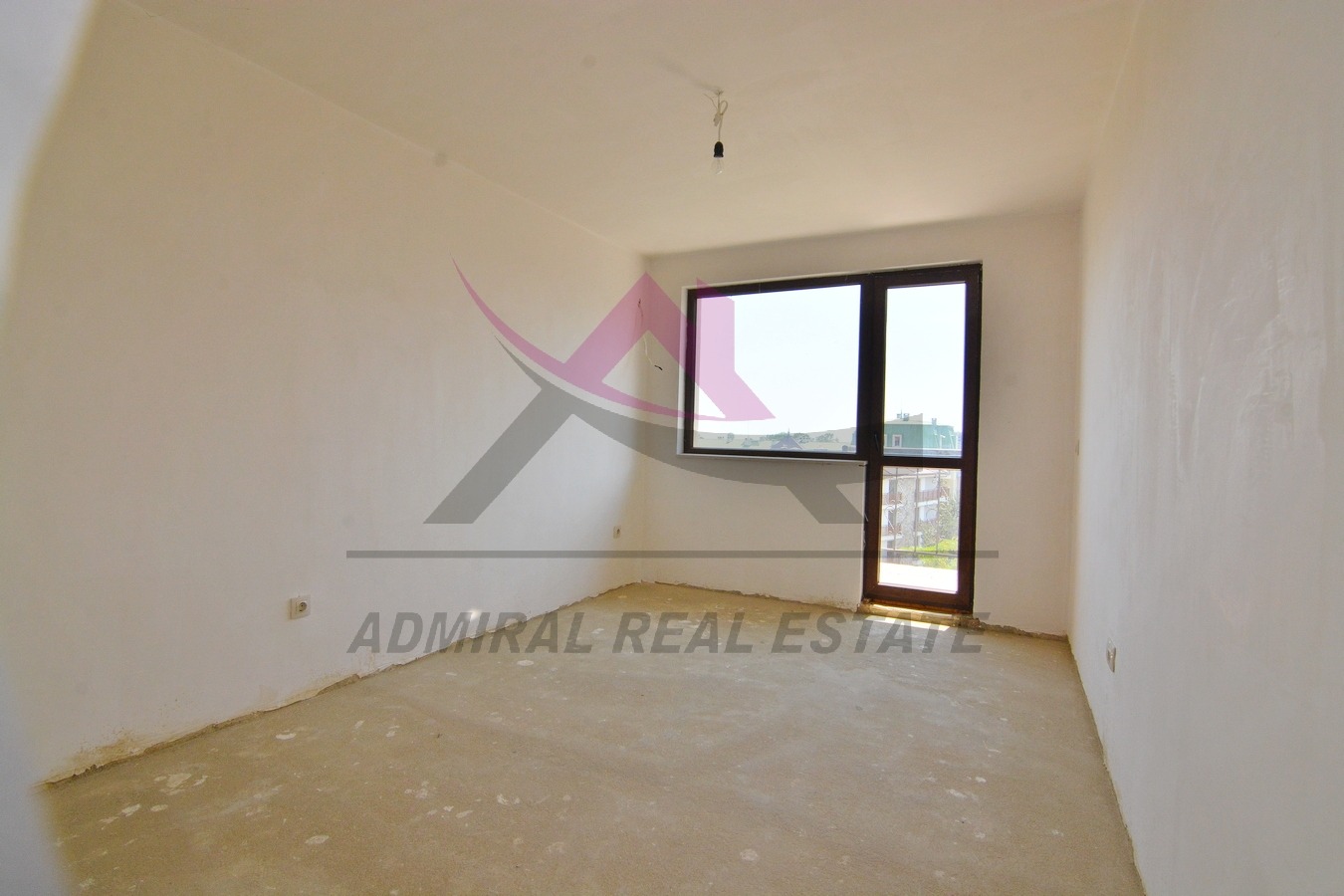 Продава 3-СТАЕН, гр. Варна, к.к. Св.Св. Константин и Елена, снимка 2 - Апартаменти - 53907456