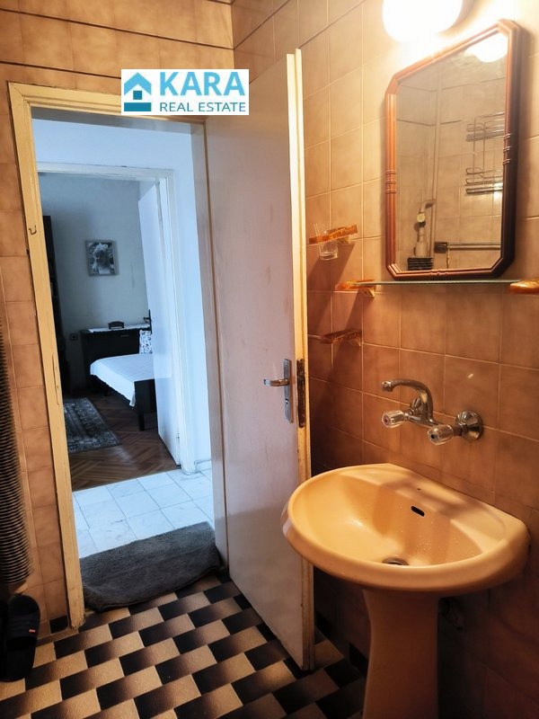 Продава 3-СТАЕН, гр. Кърджали, Център, снимка 12 - Апартаменти - 56092940