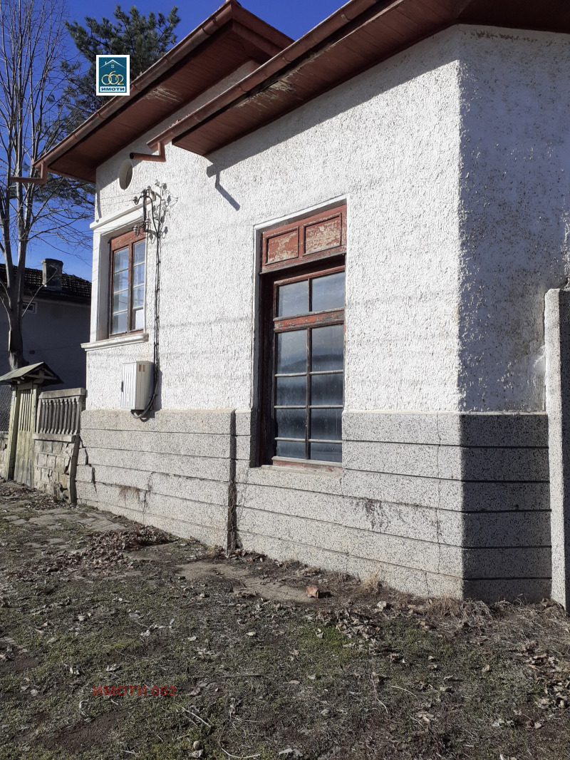 Продава  Къща, област Велико Търново, с. Мерданя • 42 500 EUR • ID 93357166 — holmes.bg - [1] 