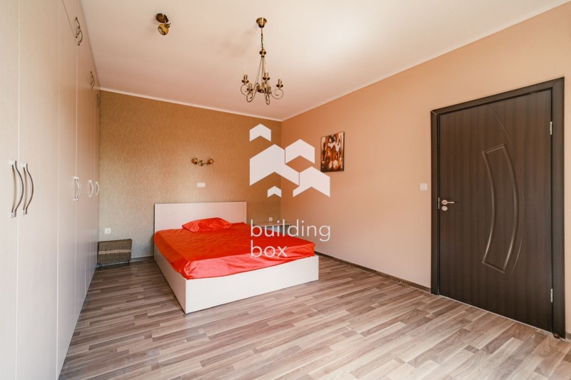 Продава КЪЩА, с. Аврен, област Варна, снимка 15 - Къщи - 48122650