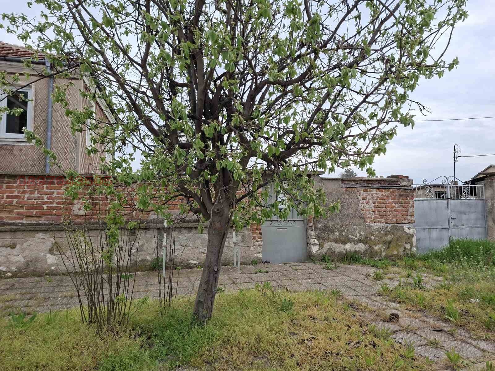 Продава КЪЩА, с. Стряма, област Пловдив