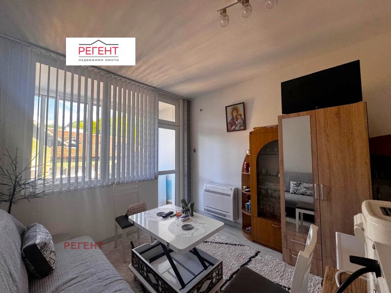 Продава 1-СТАЕН в град Габрово, Дядо Дянко - 28 кв.м / 36 000 € » 70 409.88 лв., РЕГЕНТ