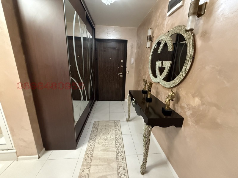 Продава 2-СТАЕН, гр. Шумен, Боян Българанов 2, снимка 2 - Апартаменти - 52780387