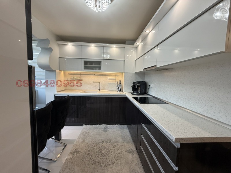 Продава 2-СТАЕН, гр. Шумен, Боян Българанов 2, снимка 6 - Апартаменти - 52780387