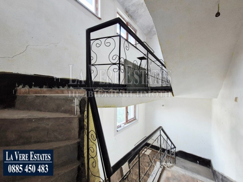 Продава  Етаж от къща град Русе , Център , 214 кв.м | 64597096 - изображение [8]