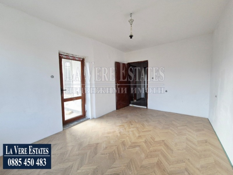 Продава  Етаж от къща град Русе , Център , 214 кв.м | 64597096 - изображение [2]