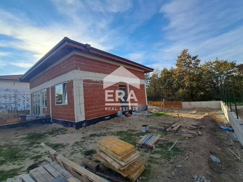 Продава  Къща област Варна , с. Приселци , 149 кв.м | 96170064 - изображение [3]