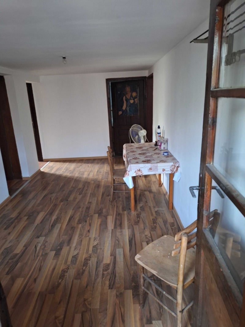 Продава  Къща, област Пловдив, гр. Съединение •  102 900 EUR • ID 25175569 — holmes.bg - [1] 