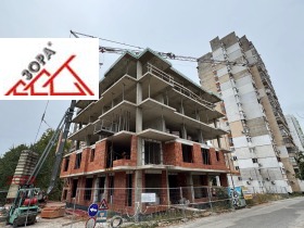 2 makuuhuonetta Tsentar, Vratsa