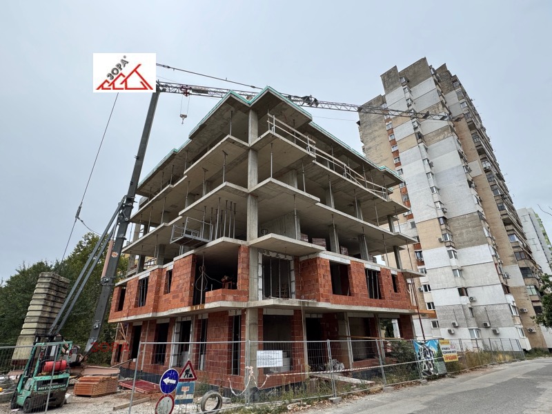 Te koop  2 slaapkamers Vratsa , Tsentar , 115 m² | 82359767