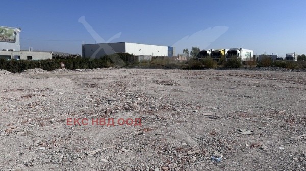 Eladó  Cselekmény Plovdiv , Komatevo , 3167 négyzetméter | 84393515