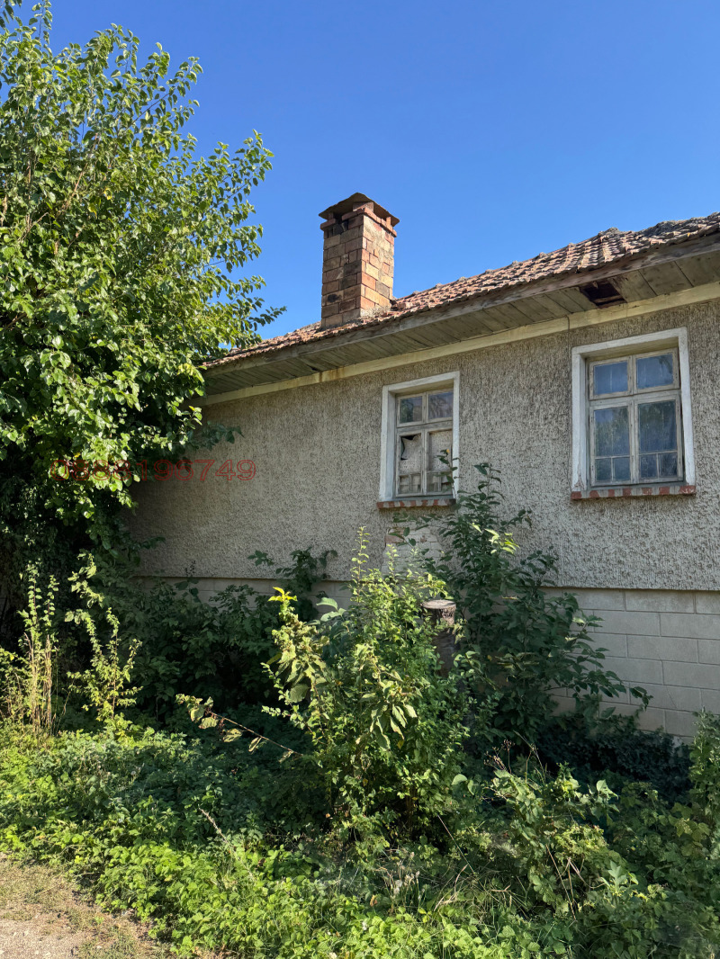 Продава КЪЩА, с. Брестово, област Ловеч, снимка 5 - Къщи - 52782382