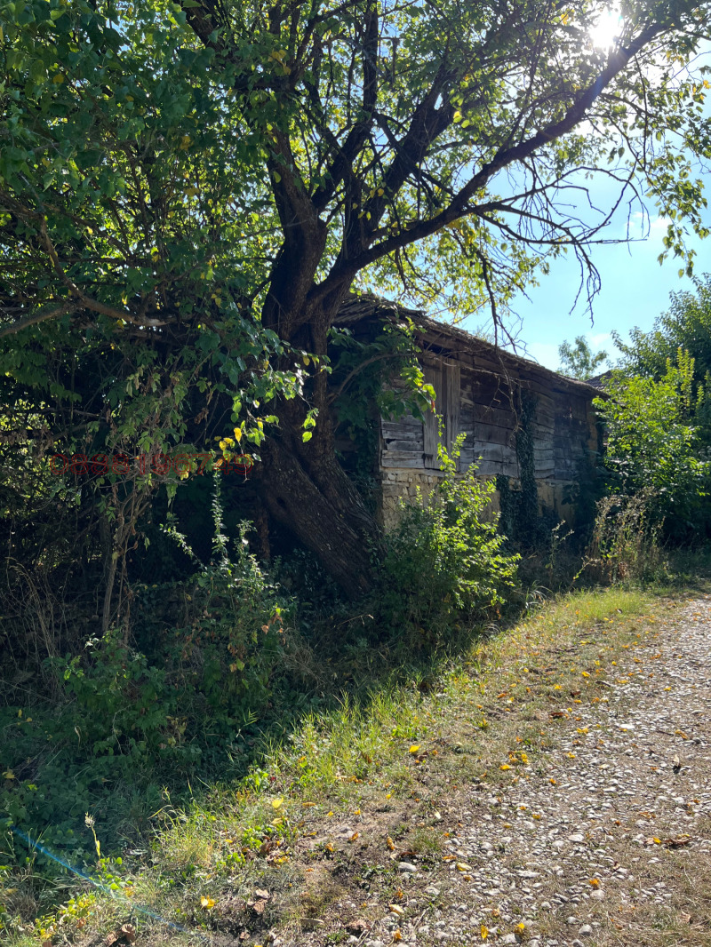 Продава КЪЩА, с. Брестово, област Ловеч, снимка 4 - Къщи - 52782382