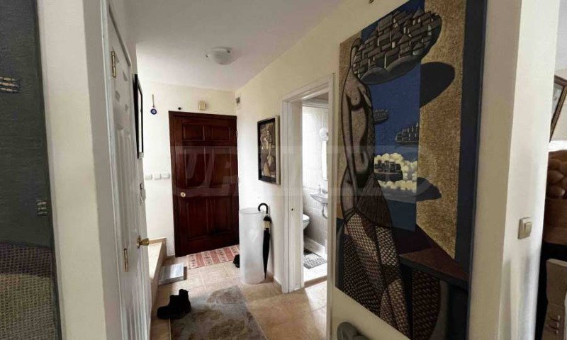 Продава ВИЛА, с. Кошарица, област Бургас, снимка 10 - Вили - 52374386