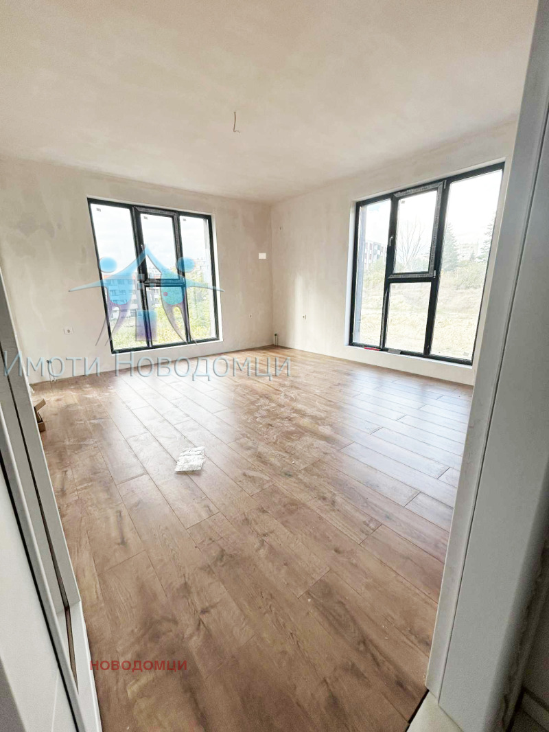 Продава 3-СТАЕН в град Шумен, Тракия - 90 кв.м / 132 000 € » 258 169.56 лв., НОВОДОМЦИ