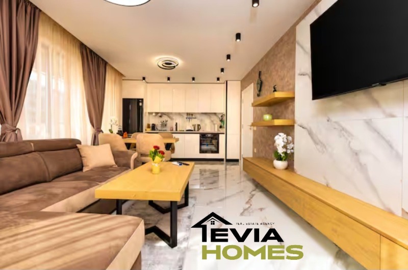 En venta  1 dormitorio Plovdiv , Tsentar , 69 metros cuadrados | 34734910