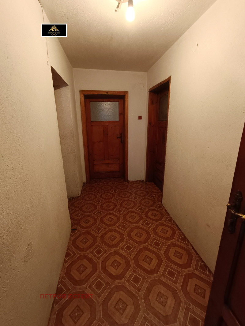 Продава  Етаж от къща област Пазарджик , гр. Велинград , 225 кв.м | 18280607 - изображение [13]