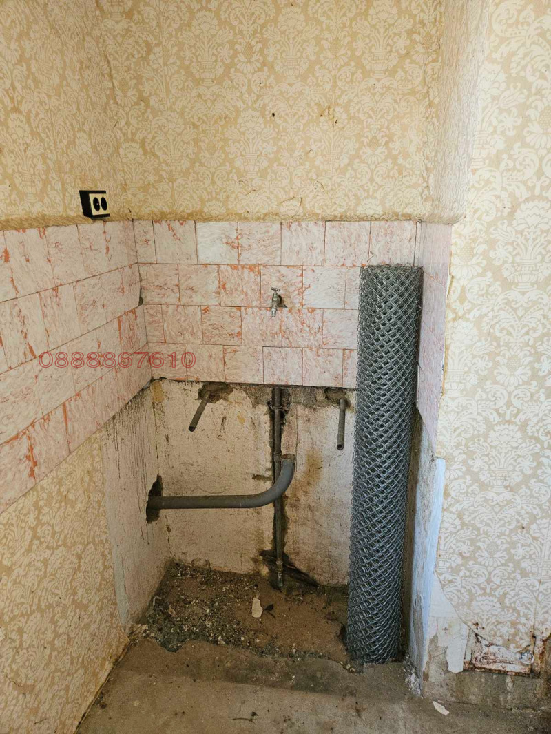 Продава КЪЩА, с. Кошарево, област Перник, снимка 6 - Къщи - 52783165