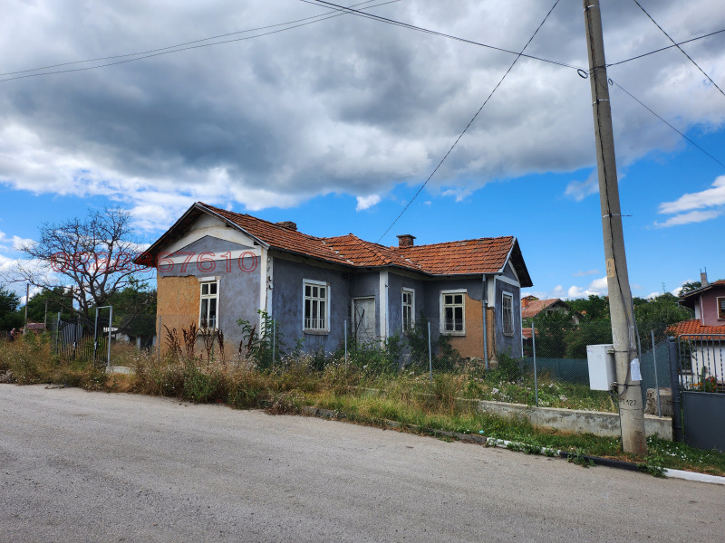 Продава КЪЩА, с. Кошарево, област Перник, снимка 3 - Къщи - 52783165