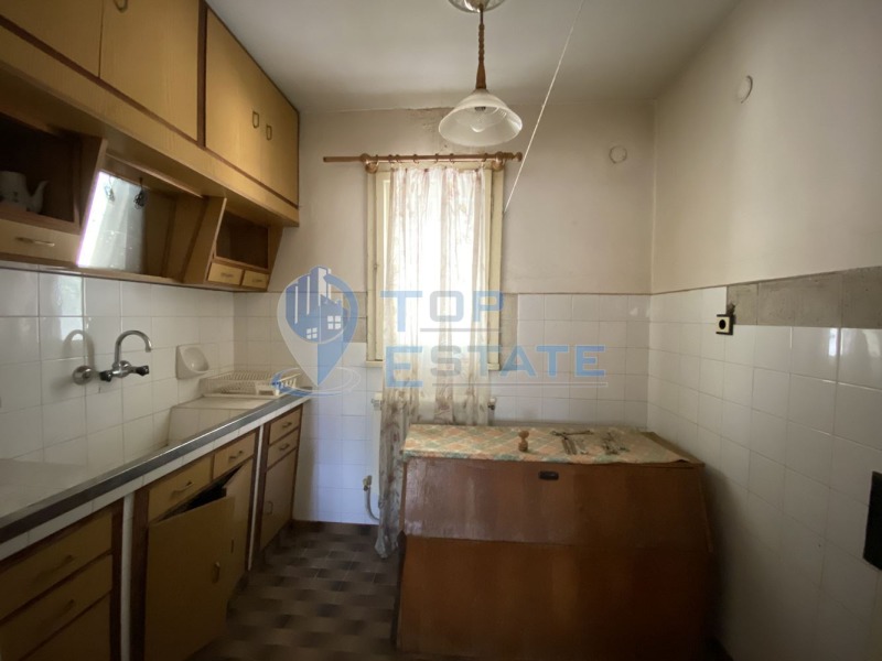 Продава КЪЩА, с. Асеновци, област Плевен, снимка 6 - Къщи - 46610749