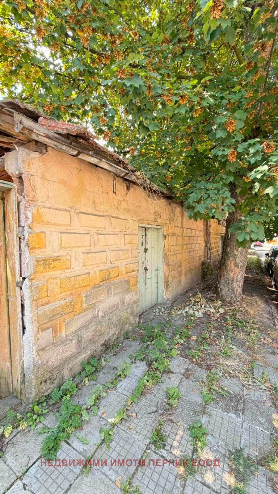 Продава ПАРЦЕЛ, гр. Батановци, област Перник, снимка 4 - Парцели - 55746549