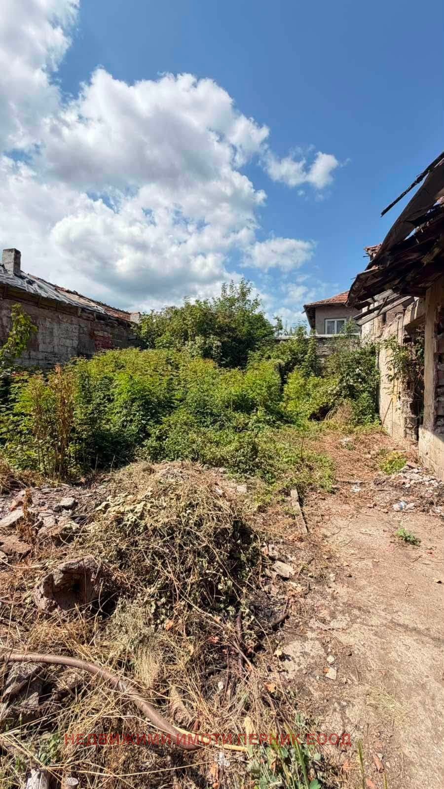 Продава ПАРЦЕЛ, гр. Батановци, област Перник, снимка 5 - Парцели - 55746549