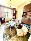 Продава ЕТАЖ ОТ КЪЩА, град Велико Търново, Център • 111000 € / 217097.13 лв. • 70362220 5