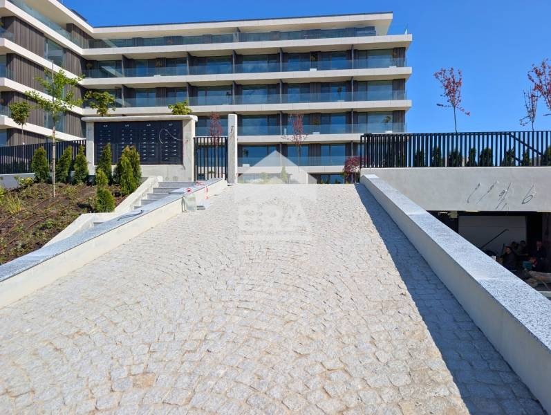 Продава 3-СТАЕН, гр. Шумен, Пазара